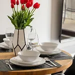 Cosy With Parking Wilanow By Renters Апартаменты *