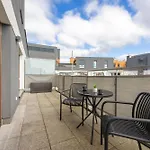 Апартаменты Cosy With Parking Wilanow By Renters Варшава