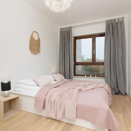 Cosy With Parking Wilanow By Renters *