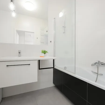 Cosy With Parking Wilanow By Renters