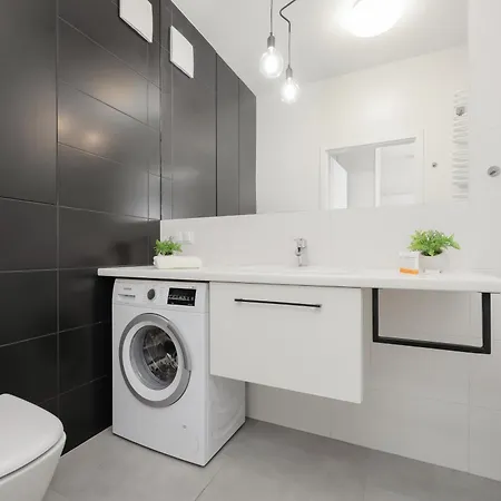 Cosy With Parking Wilanow By Renters Appartement Varsovie