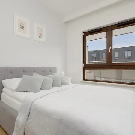 Cosy With Parking Wilanow By Renters Lägenhet Warszawa