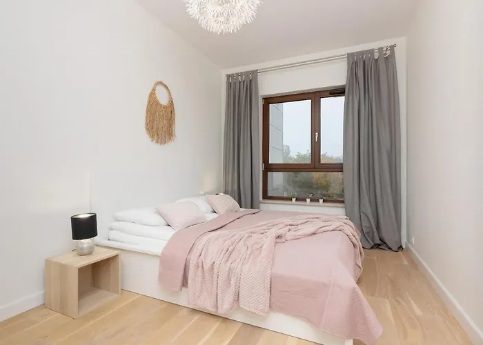 Cosy With Parking Wilanow By Renters *