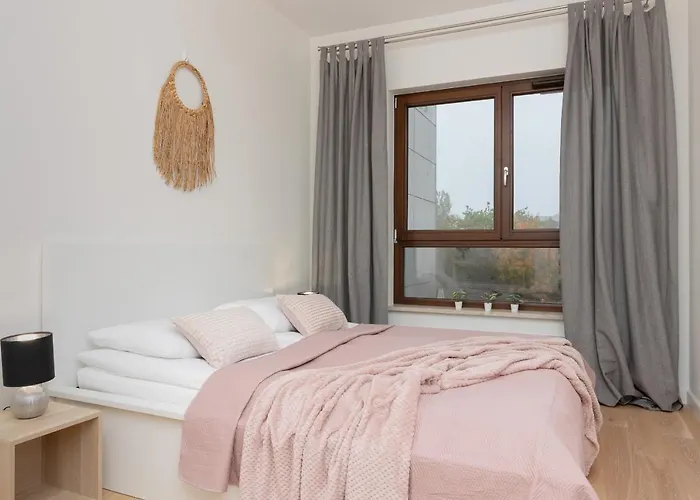 Cosy With Parking Wilanow By Renters Warsaw