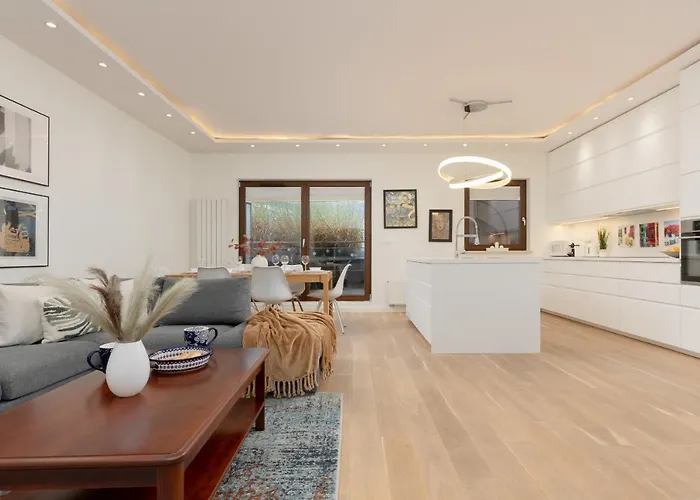 Cosy With Parking Wilanow By Renters Apartment Warsaw