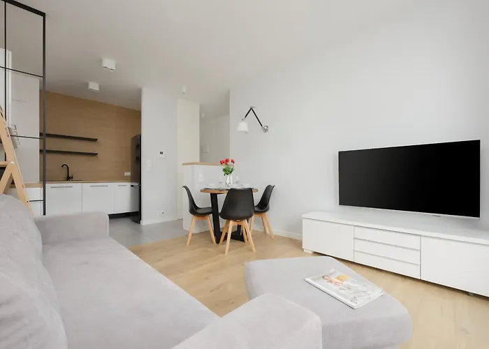 Apartment Cosy With Parking Wilanow By Renters