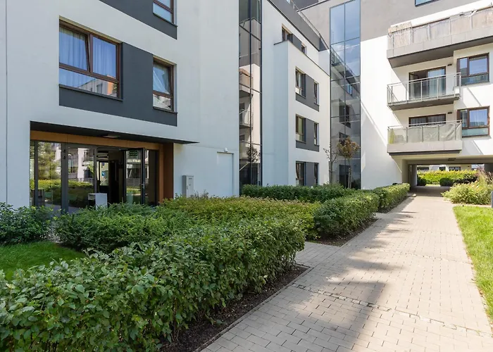 Cosy With Parking Wilanow By Renters Apartment