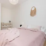 Apartment Cosy With Parking Wilanow By Renters Warsaw
